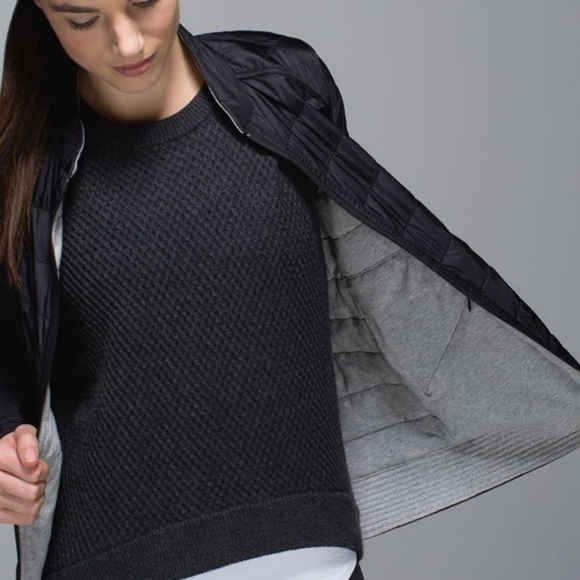 Lululemon The Bomb reversible bomber jacket black gray 6 - Picture 5 of 14